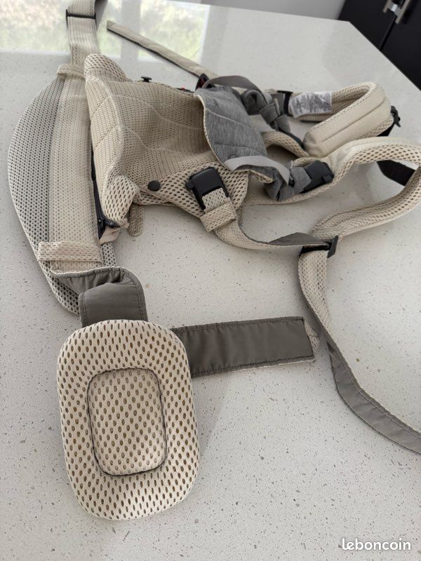 Porte bébé Babybjorn Harmony mesh 3D couleur crème (image 4)
