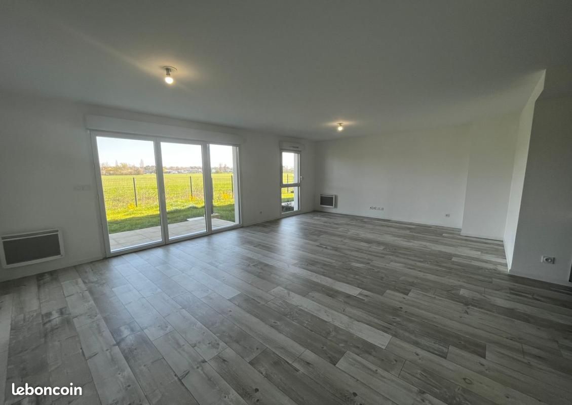 Appartement 4 pièces 87 m² · à Longvic · 87 m² · 950 €