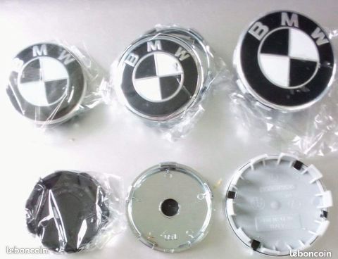 Autocollants Centraux Roue 3D Pour Opel Corsa D 5 Portes (2006-2014) - 4 Pièces, 50 Mm, Vinyle Haute Qualité