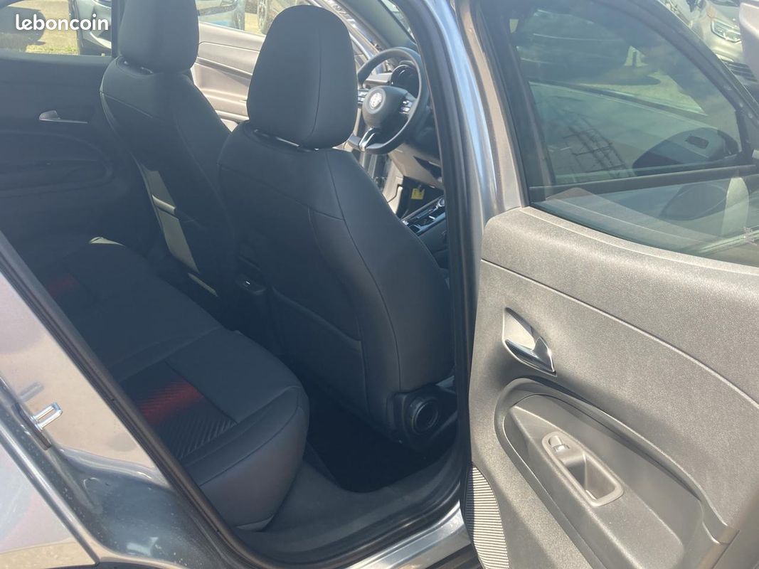 ALFA ROMEO JUNIOR 1.2 ibrida 145 speciale e-dct6 (image 28)