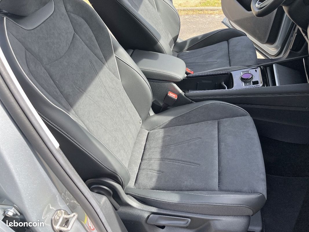 VOLKSWAGEN Tiguan 1.5 eTSI 150ch DSG7 Elegance (image 18)