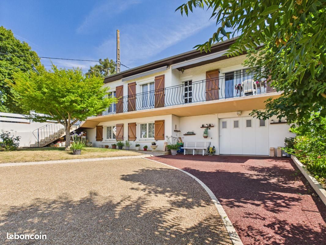Maison 4 pièces 105 m² · à Montamisé · 105 m² · 249 000 €