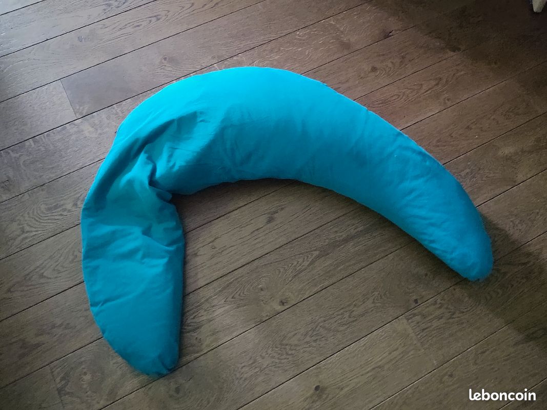 Coussin d'allaitement (image 1)