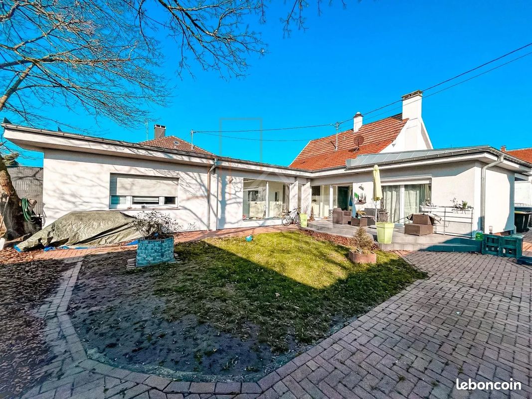 Maison 5 pièces 197 m² · à Bischwiller · 197 m² · 455 000 €