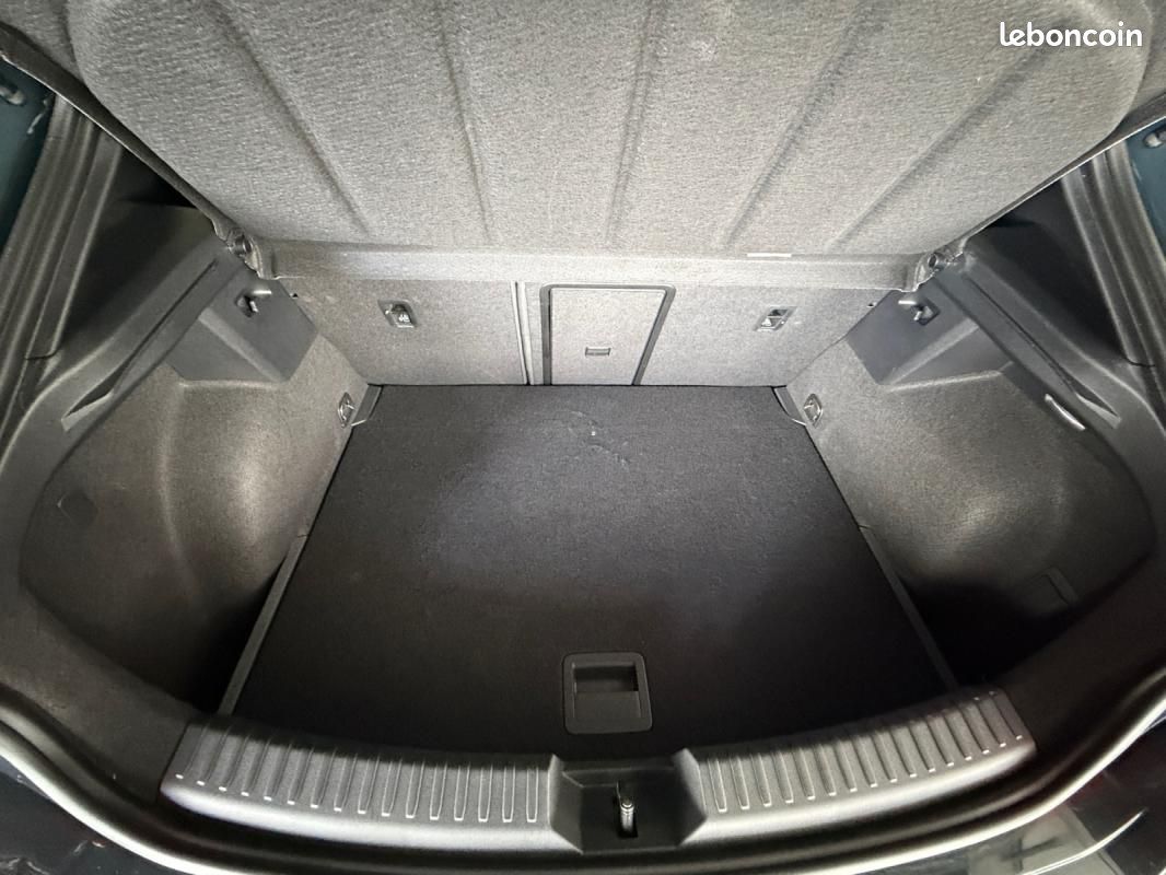 Cupra Leon 1.5 eTSI Hybrid 150 ch DSG7 V (image 17)