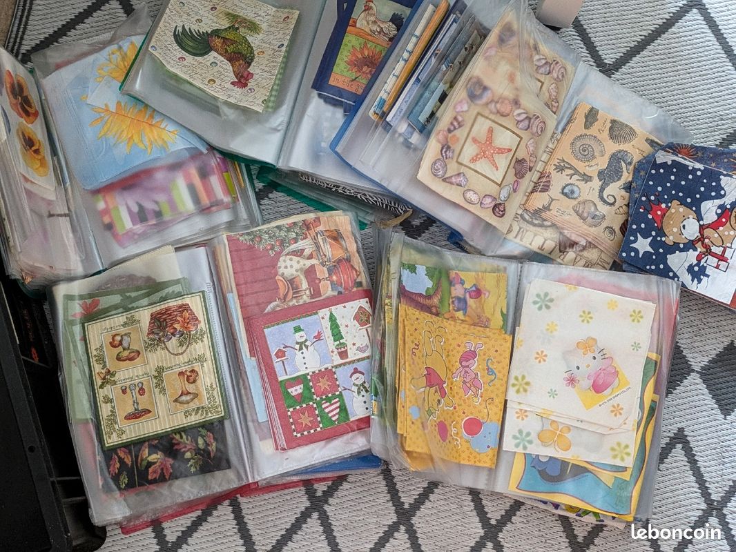 Gros lot de serviettes en papier avec son rangement (image 2)