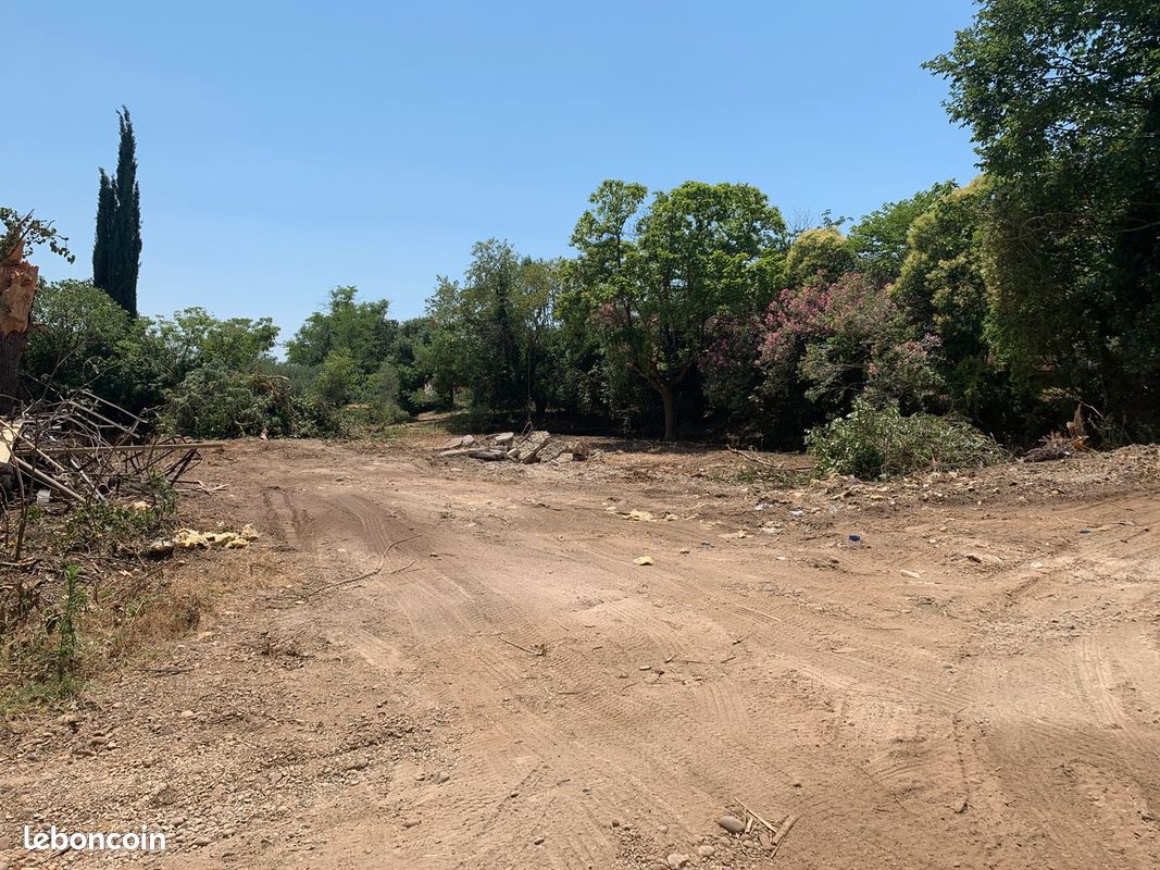 Terrain viabilisé de 424 m2 à MUS · 152 900 €