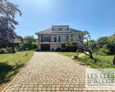 Maison 670 000 € - 229 m²