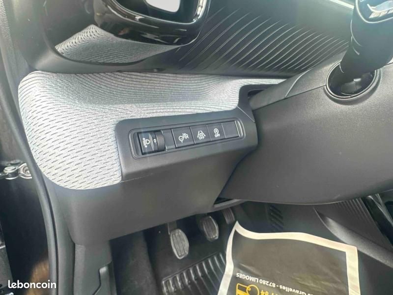Citroen C3 1.2 Turbo 100ch MAX / NAVIGATION + CAR PLAY + CAMERA (image 16)