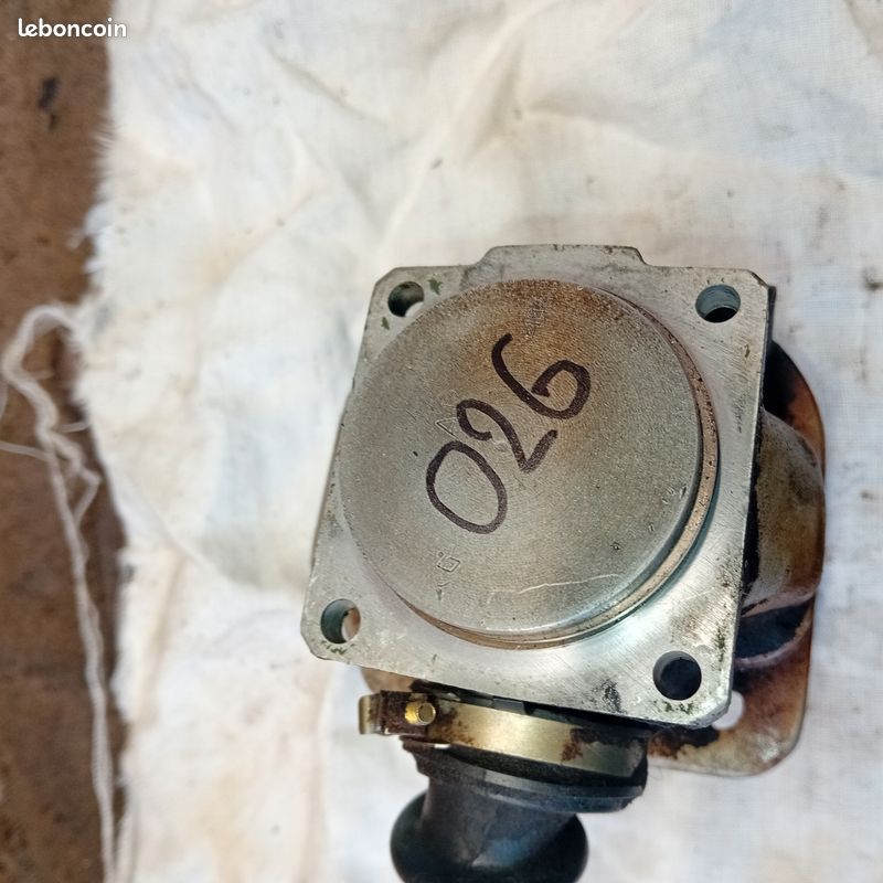 Piston Cylindre Stihl pour tronçonneuse Stihl 026 de 44 mm (image 1)