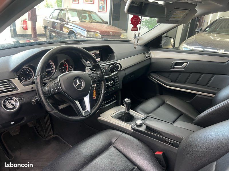 🟢 Mercedes-Benz Classe E 200 Break 2.2 CDI 136ch Avantgarde "Toit Ouvrant-Crit’Air 2" (image 6)