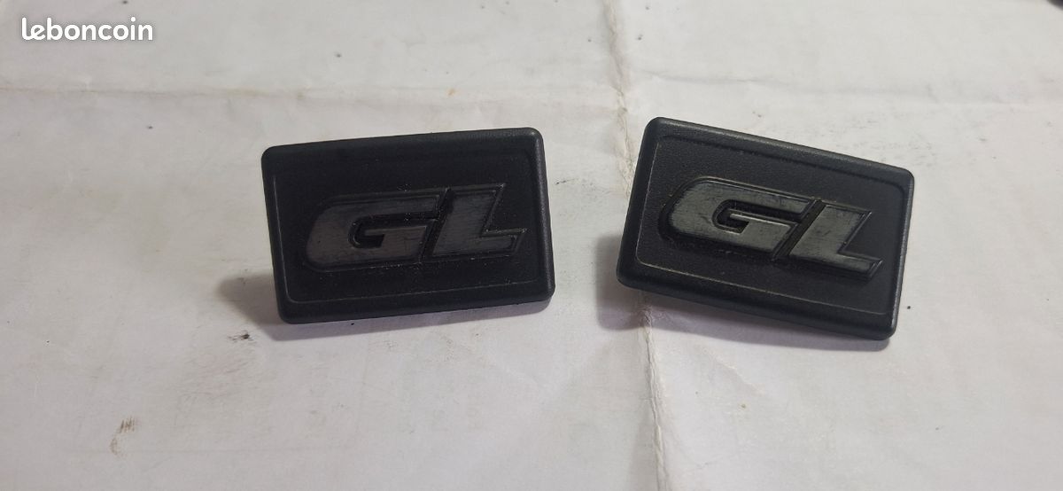 Sigles vw GL aile golf 2 (image 1)