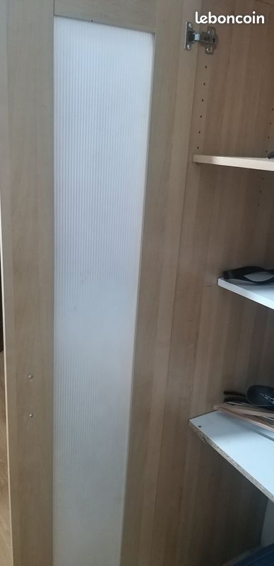 Placard 2 porte super avec un lit une seule place (image 2)