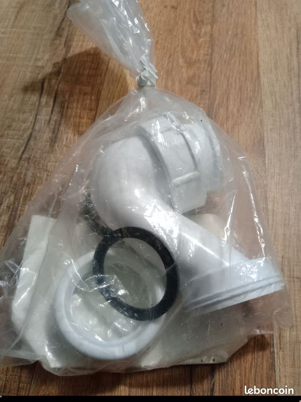 Siphon bidet forme P (image 1)