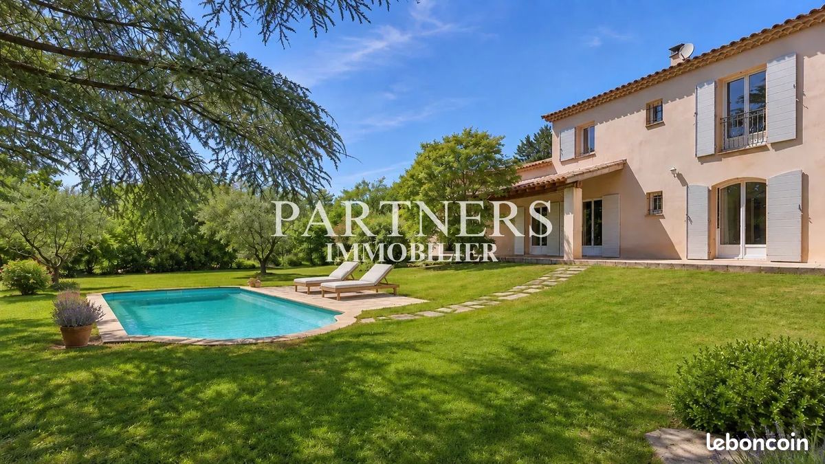 Maison 5 pièces 150 m² · à Aix-en-Provence · 150 m² · 1 040 000 €