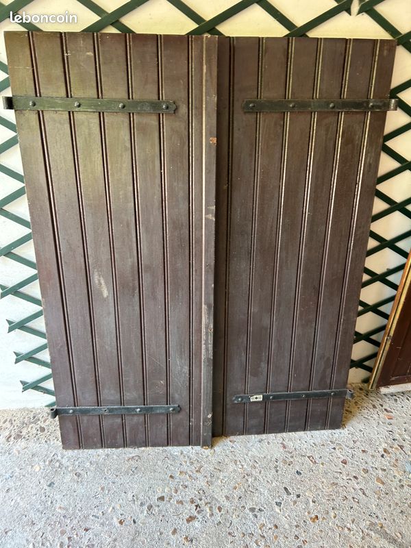 Vente de trois paires de volets (image 2)