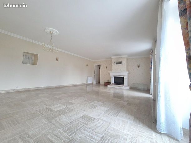 Maison 9 pièces 182 m²