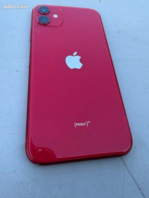 IPhone 11 rouge (image 3)