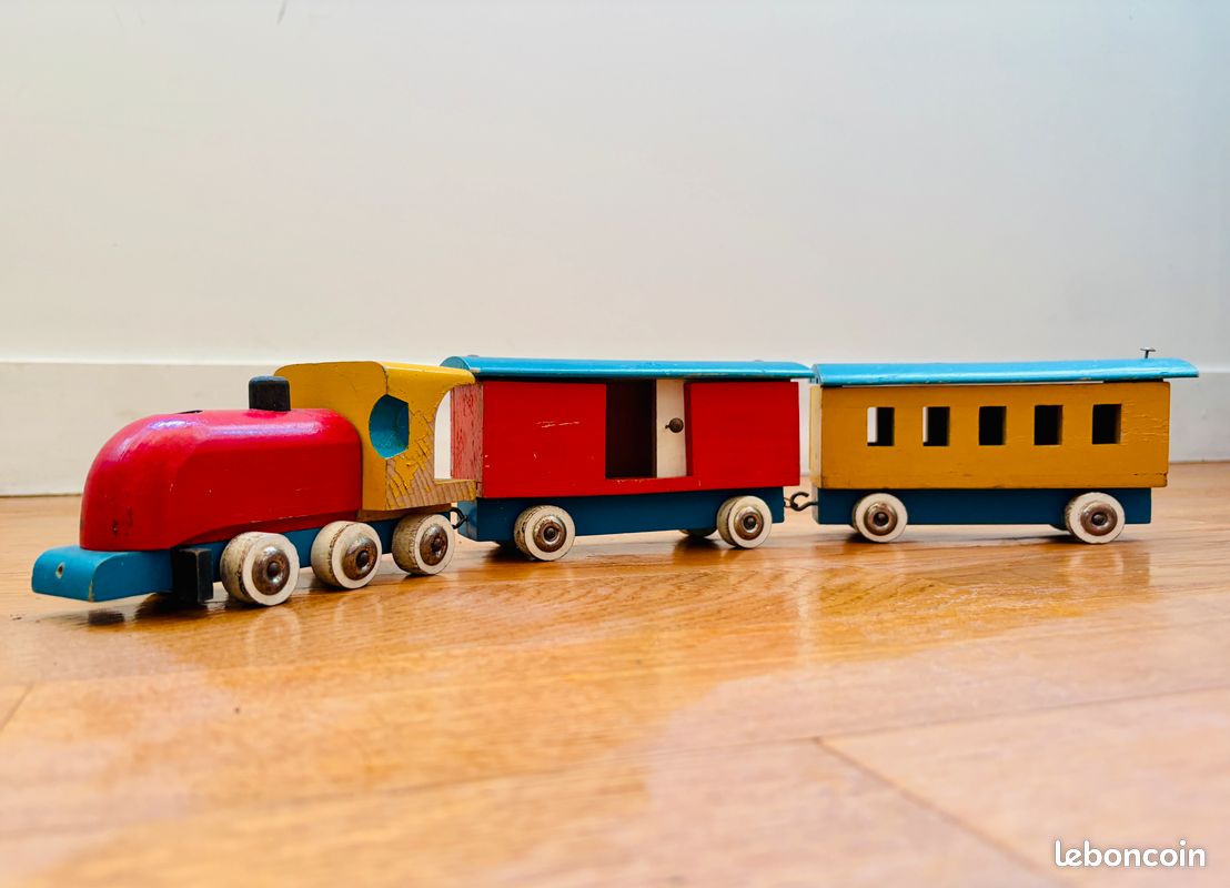 Train,locomotive et 2 wagons bois vintage 1960 (image 4)
