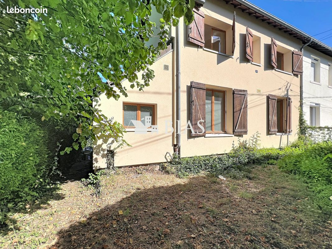 Maison 3 pièces 53 m² · à Serquigny · 53 m² · 83 000 €
