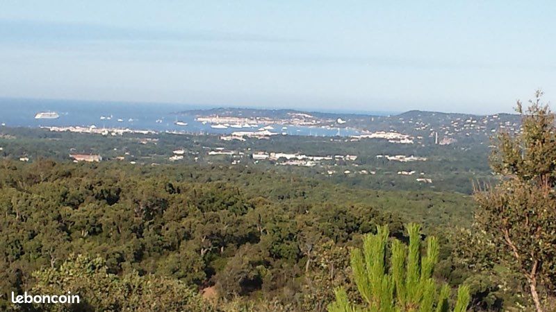 Terrain 11ha vue dominante panoramique Golfe de Saint-Tropez · à Cogolin · 10 500 000 €