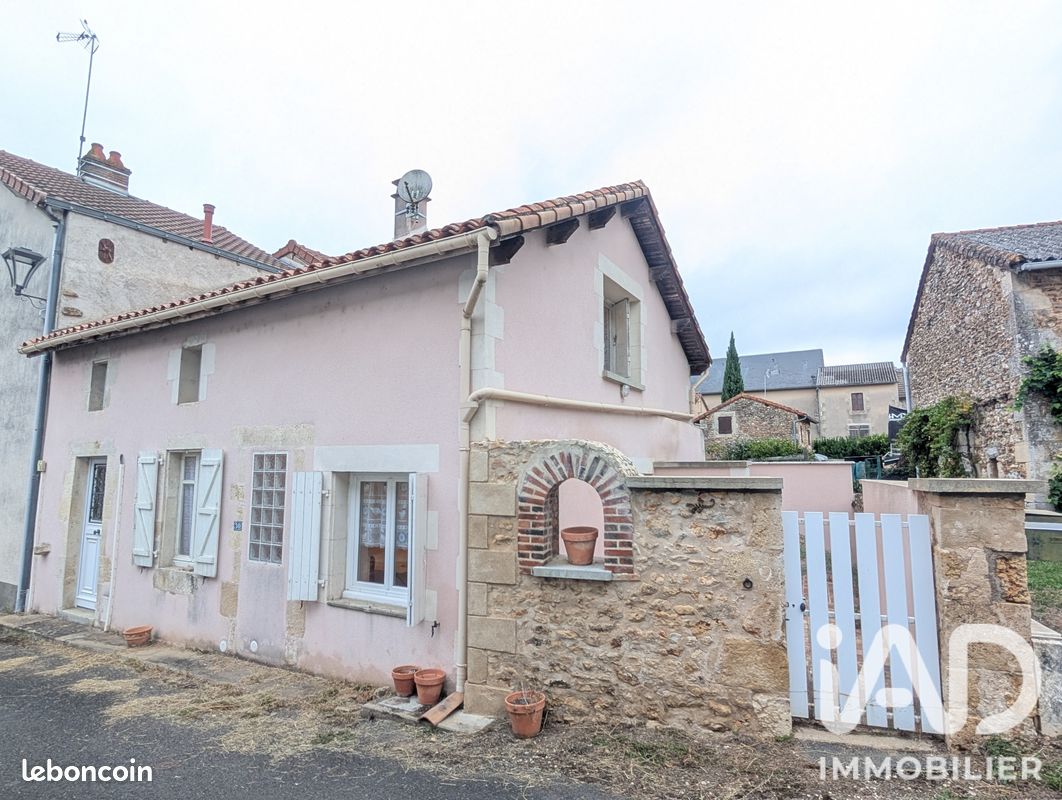 Maison 2 pièces 56 m² · à Mazerolles · 56 m² · 75 000 €