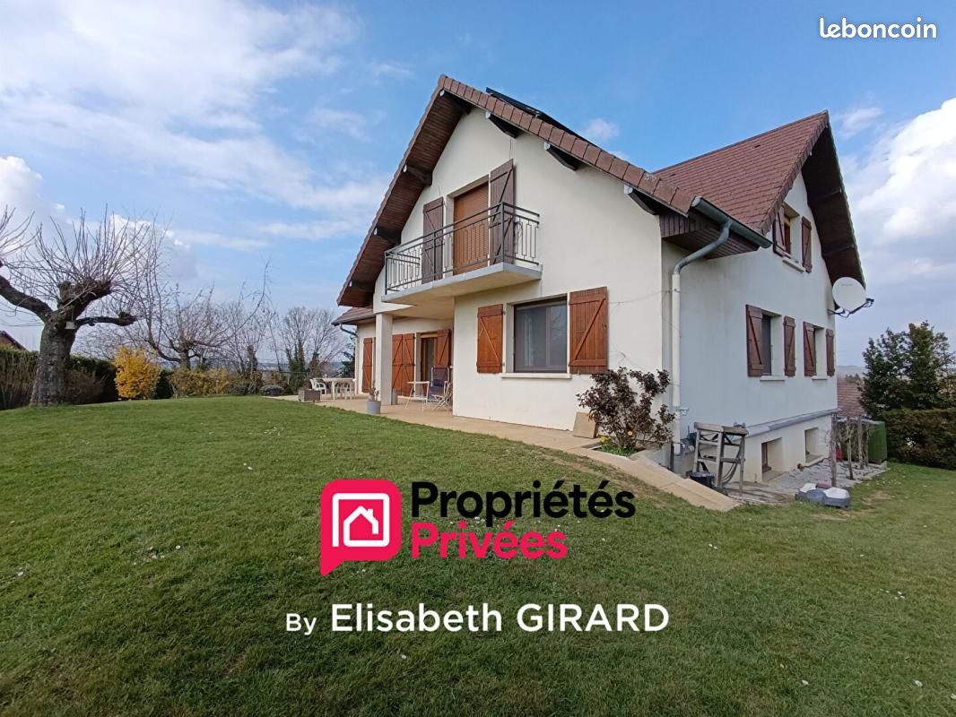 Maison 7 pièces 193 m² · à Burgille · 193 m² · 330 000 €