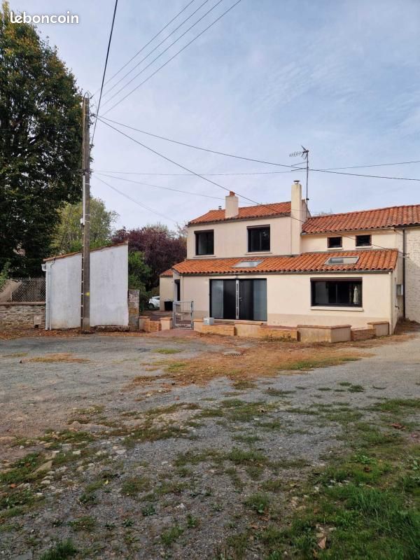 Maison 5 pièces 130 m² · à Chantonnay · 130 m² · 185 000 €
