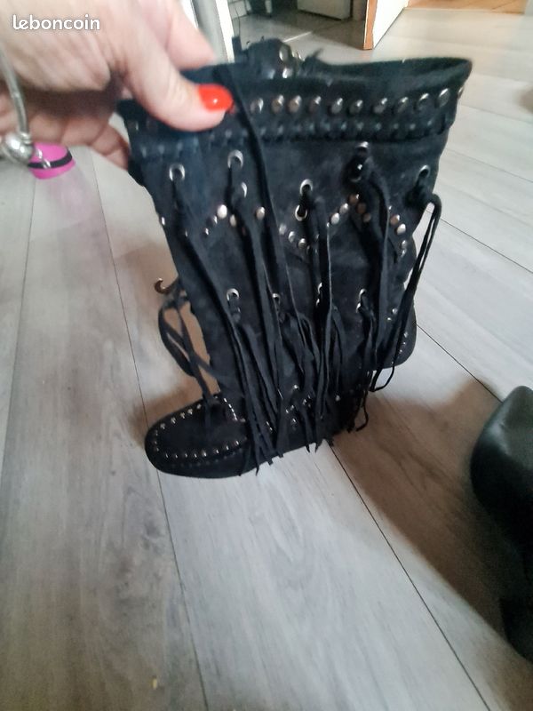 Bottine noire ou kaki (image 2)