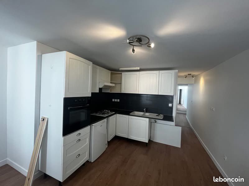 Appartement 3 pièces 57 m² · à Ambert · 57 m² · 490 €