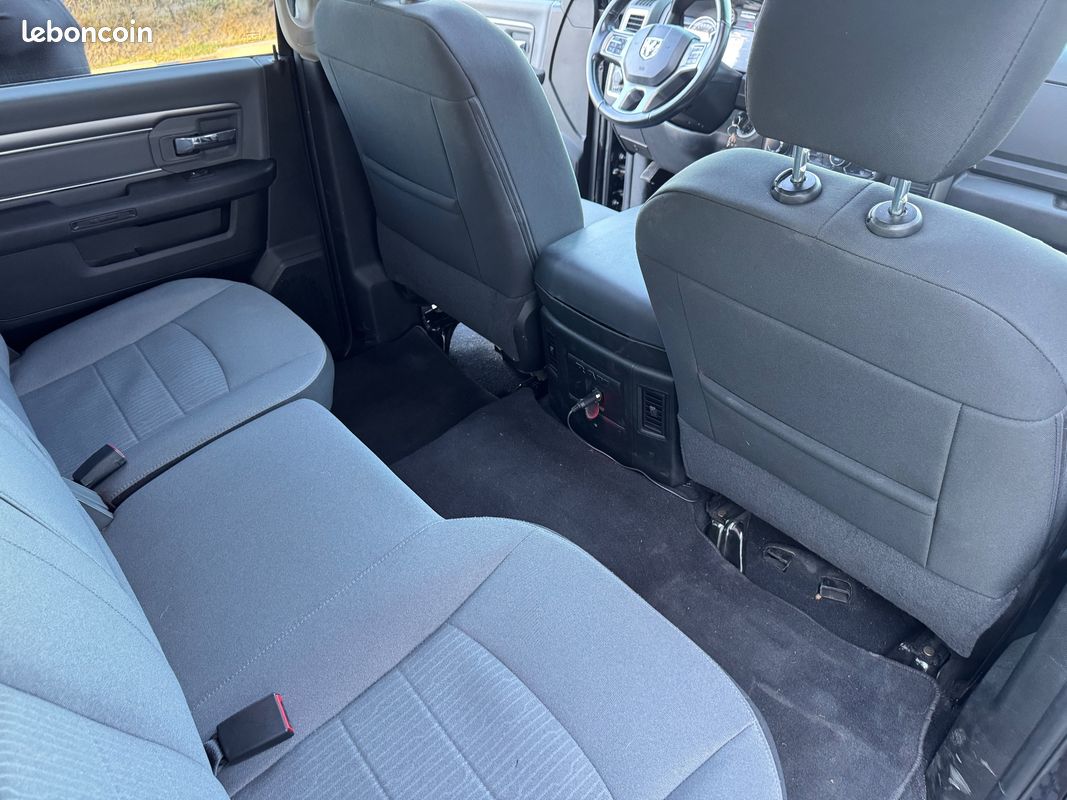 DODGE RAM 1500 CREW CAB CLASSIC PACK BLACK 5.7 v8 (image 29)