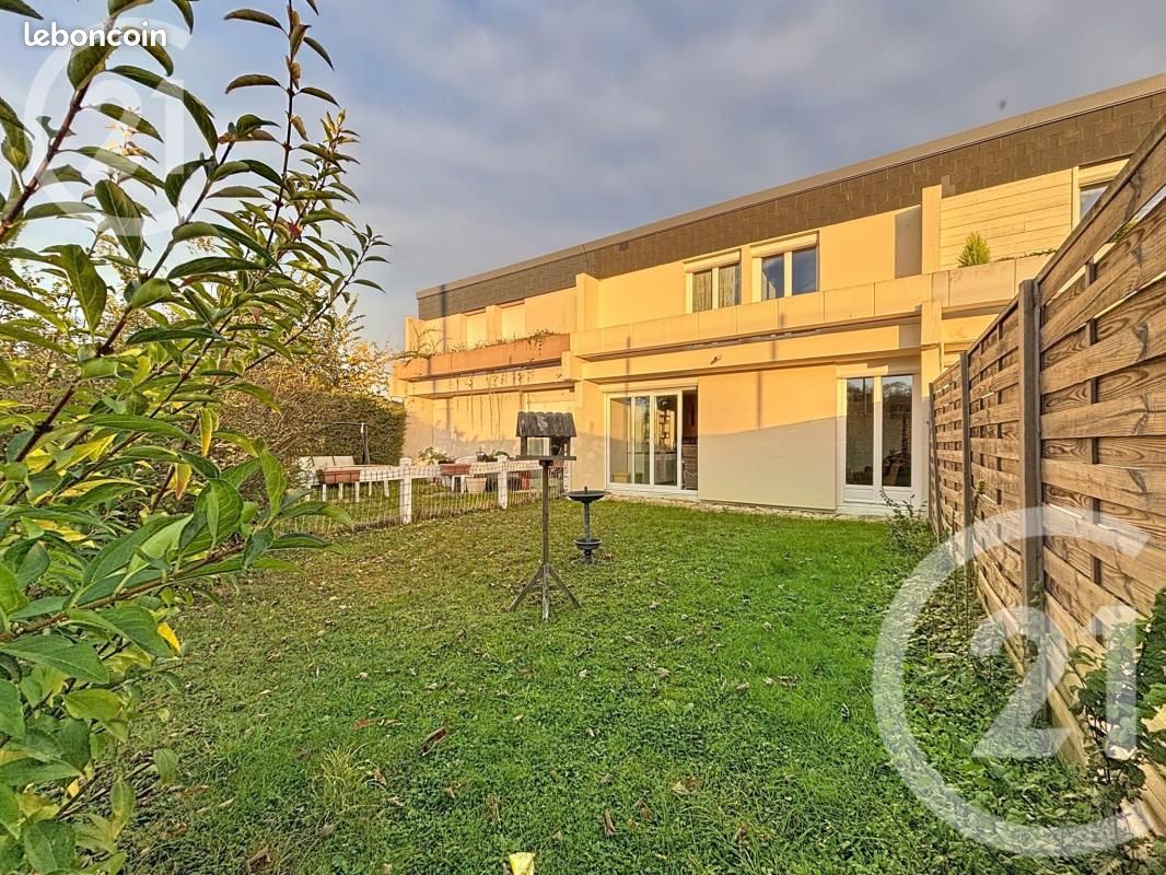 Maison 5 pièces 100 m² · à Cormelles-le-Royal · 100 m² · 230 000 €