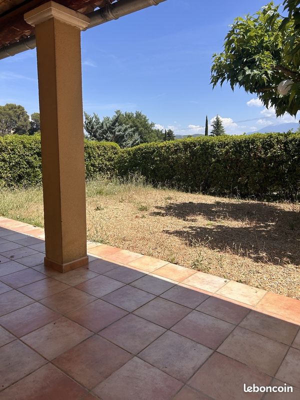 Maison 4 pièces 131 m² · à Vaison-la-Romaine · 131 m² · 1 351 €