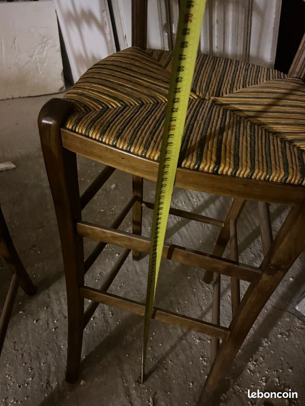 Chaises de bar et chaises basses (image 4)