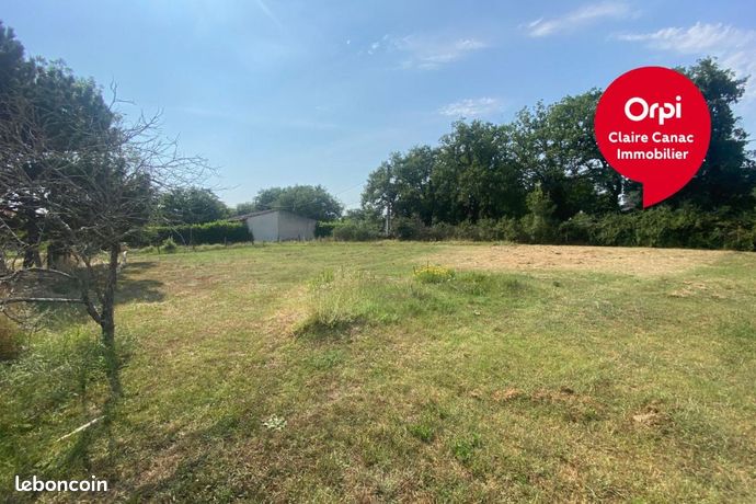 Terrain 747 m² Saix