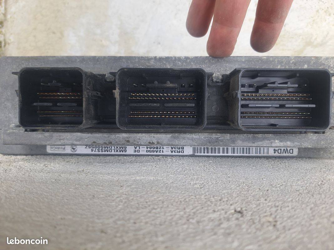 Calculateur moteur ford mustang V (image 3)