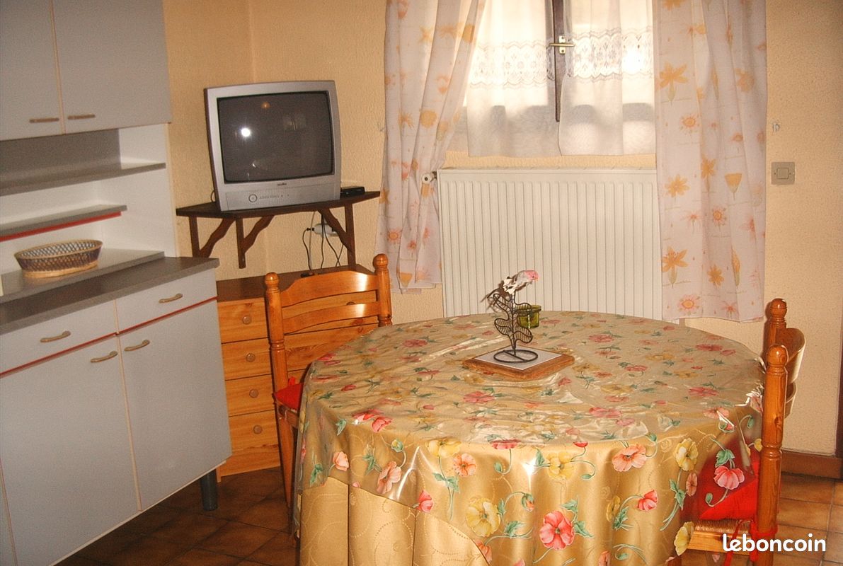 Appartement 1 pièce 26 m² · à Royat · 26 m² · 450 €/mois