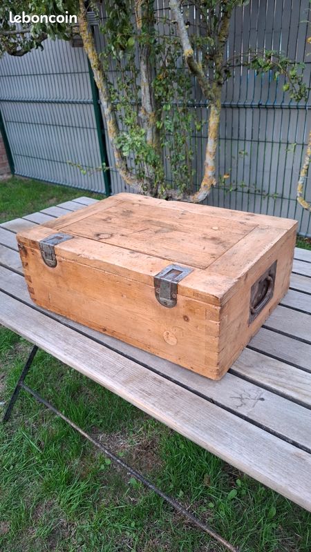Rare caisse militaire allemande années 40/50 en bois massif et métal (image 5)