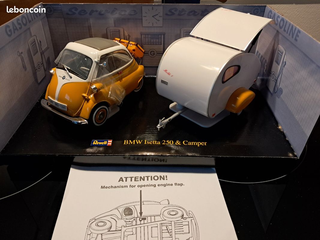 BMW Isetta 250 1/18 Revell 08912 – Vert/marron & Crème – Occasion (défauts)