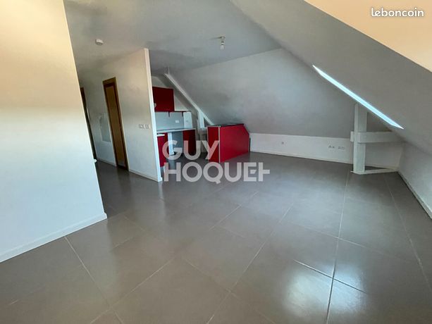 Studio 1 pièce 28 m²