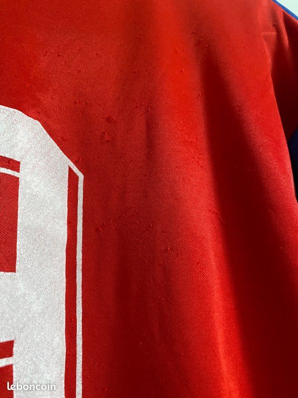 Maillot vintage du FC Bayern Munich floqué numéro 9 (image 12)