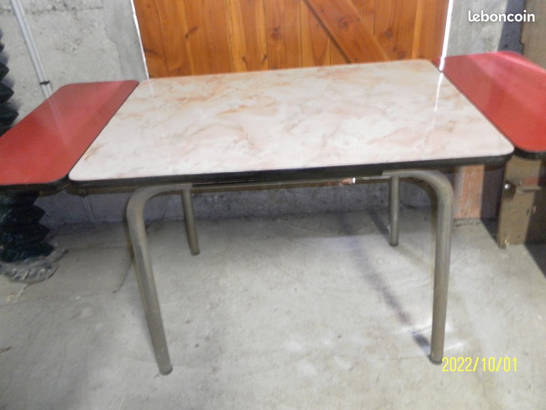 Table avec deux rallonges + un tiroir (image 1)