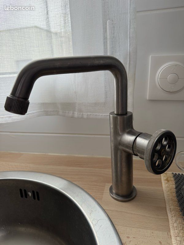 Évier + robinet design (image 3)