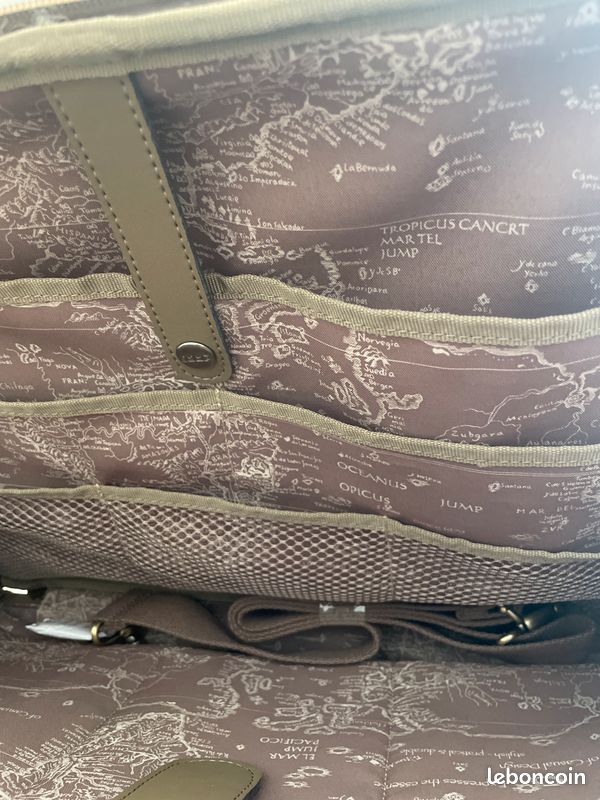 Bagage de voyage (image 2)