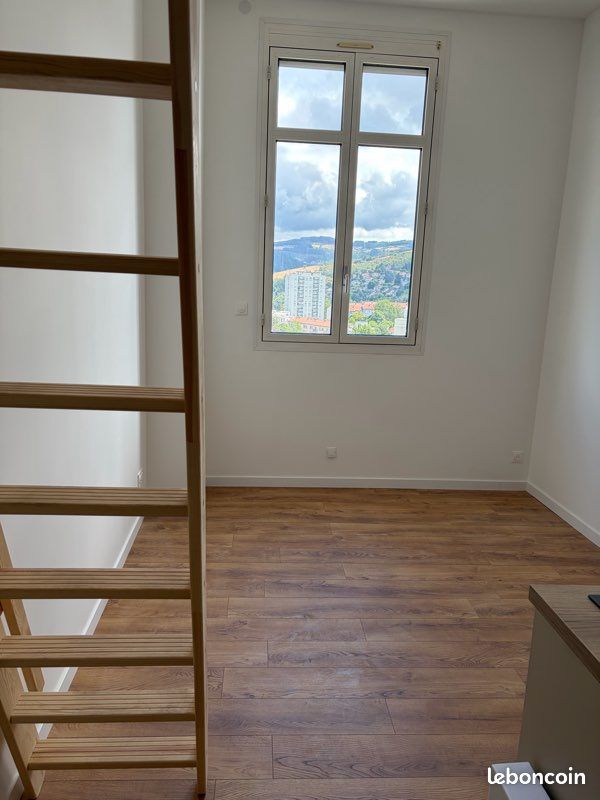 Appartement 1 pièce 25 m² · à Saint-Étienne · 25 m² · 55 000 €