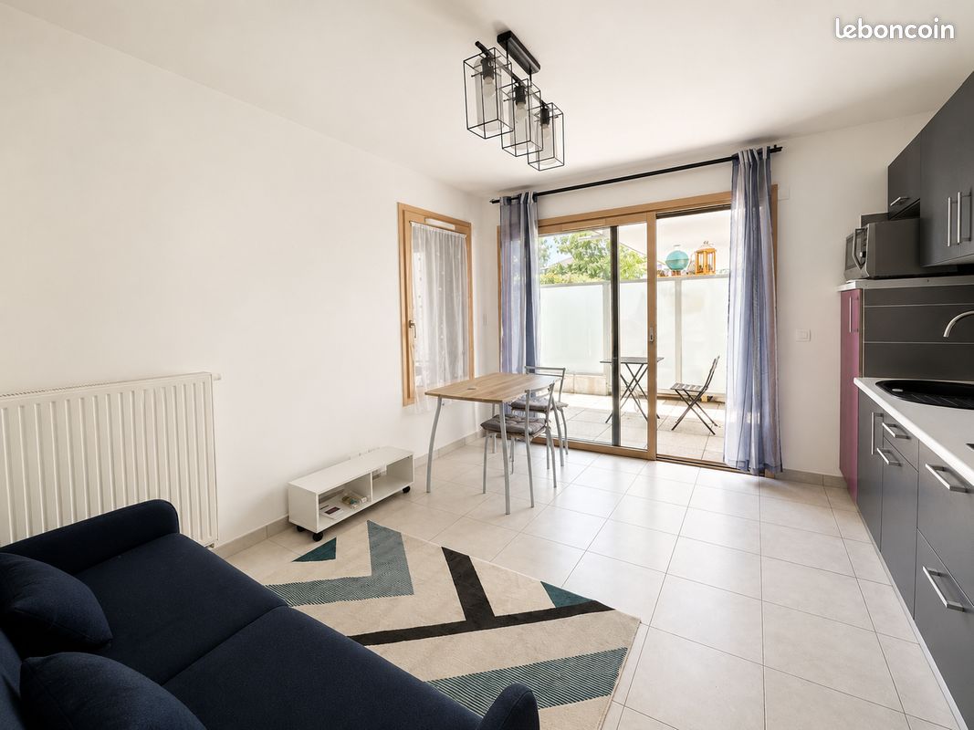 Appartement 1 pièce 24 m² · à Évian-les-Bains · 24 m² · 900 €