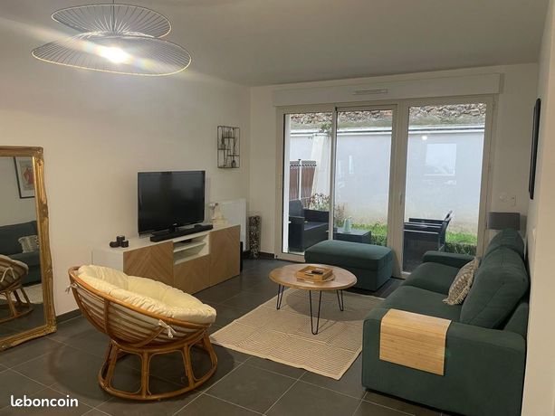 Chambre 1 pièce 12 m²