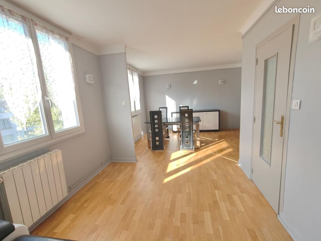 Appartement 3 pièces 62 m² · à Grenoble · 62 m² · 105 000 €