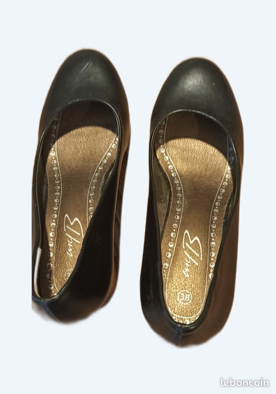 Escarpins noirs (image 1)