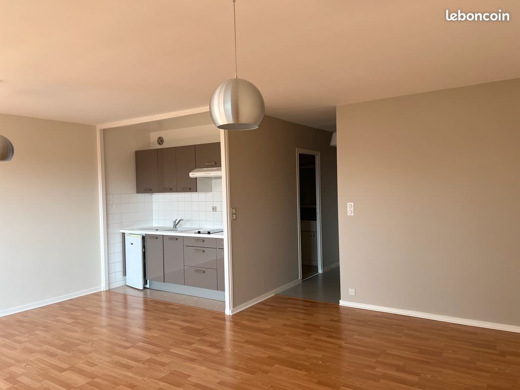 Appartement 1 pièce 42 m² · à Clermont-Ferrand · 42 m² · 630 €